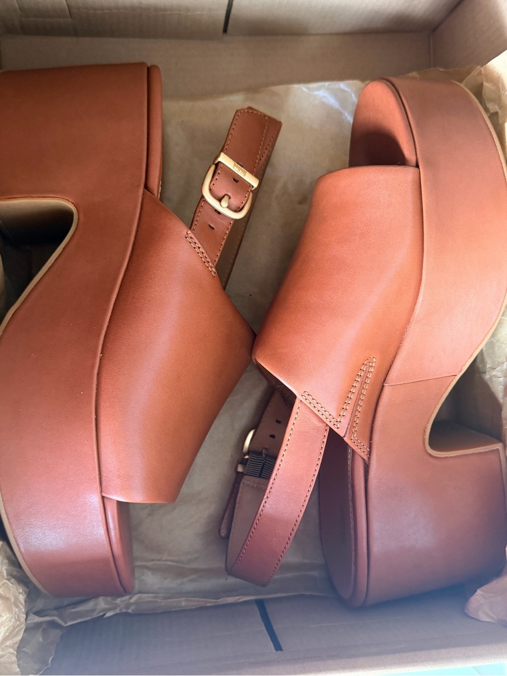 Fitflop PLATFFORMS Leather Heeled Back-Strap Sandals - size 9 Brown - Picture 6 of 6